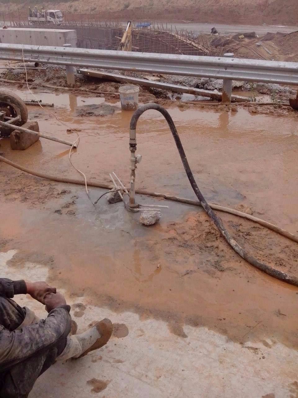 日土路基压密注浆