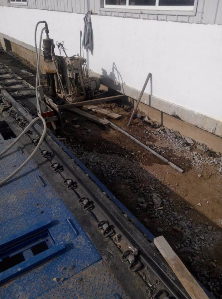 日土注浆治理铁路高路基沉陷病害